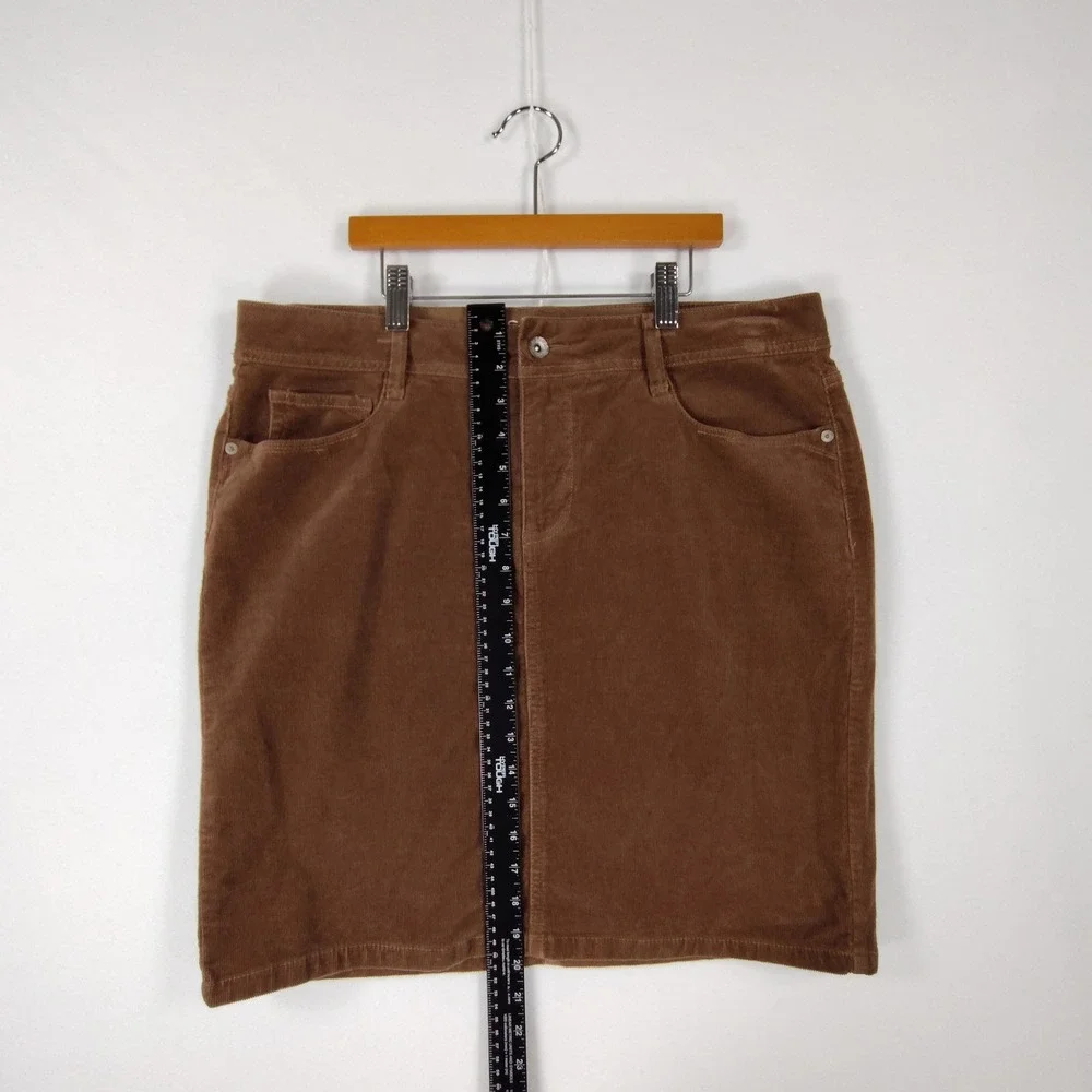 Sonoma Life Style Brown Corduroy Mid Rise Skirt Size 8 Casual